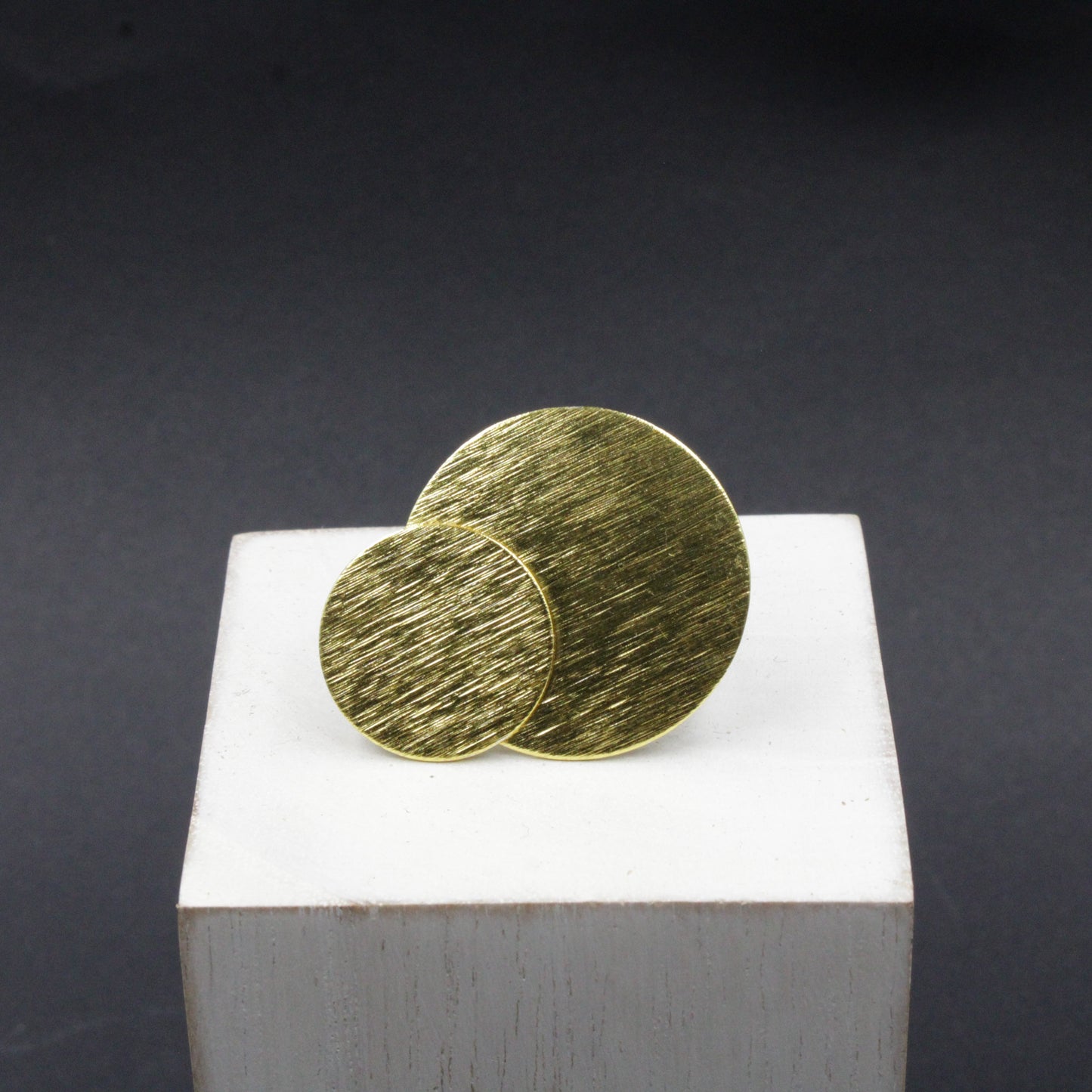 Gold plated ECLIPSE ring - Design with character